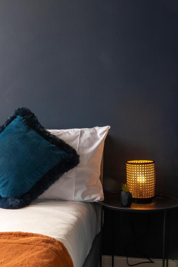 Stylish Jewellery Quarter Apartment Sleeps 4 Birmingham Exteriör bild