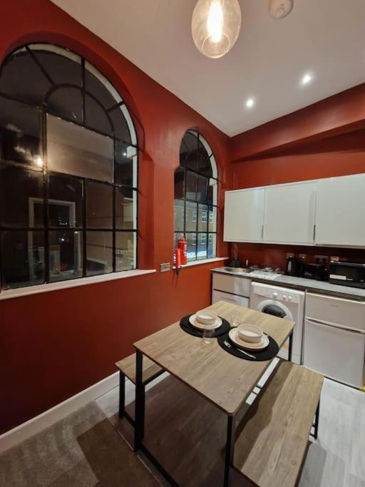 Stylish Jewellery Quarter Apartment Sleeps 4 Birmingham Exteriör bild